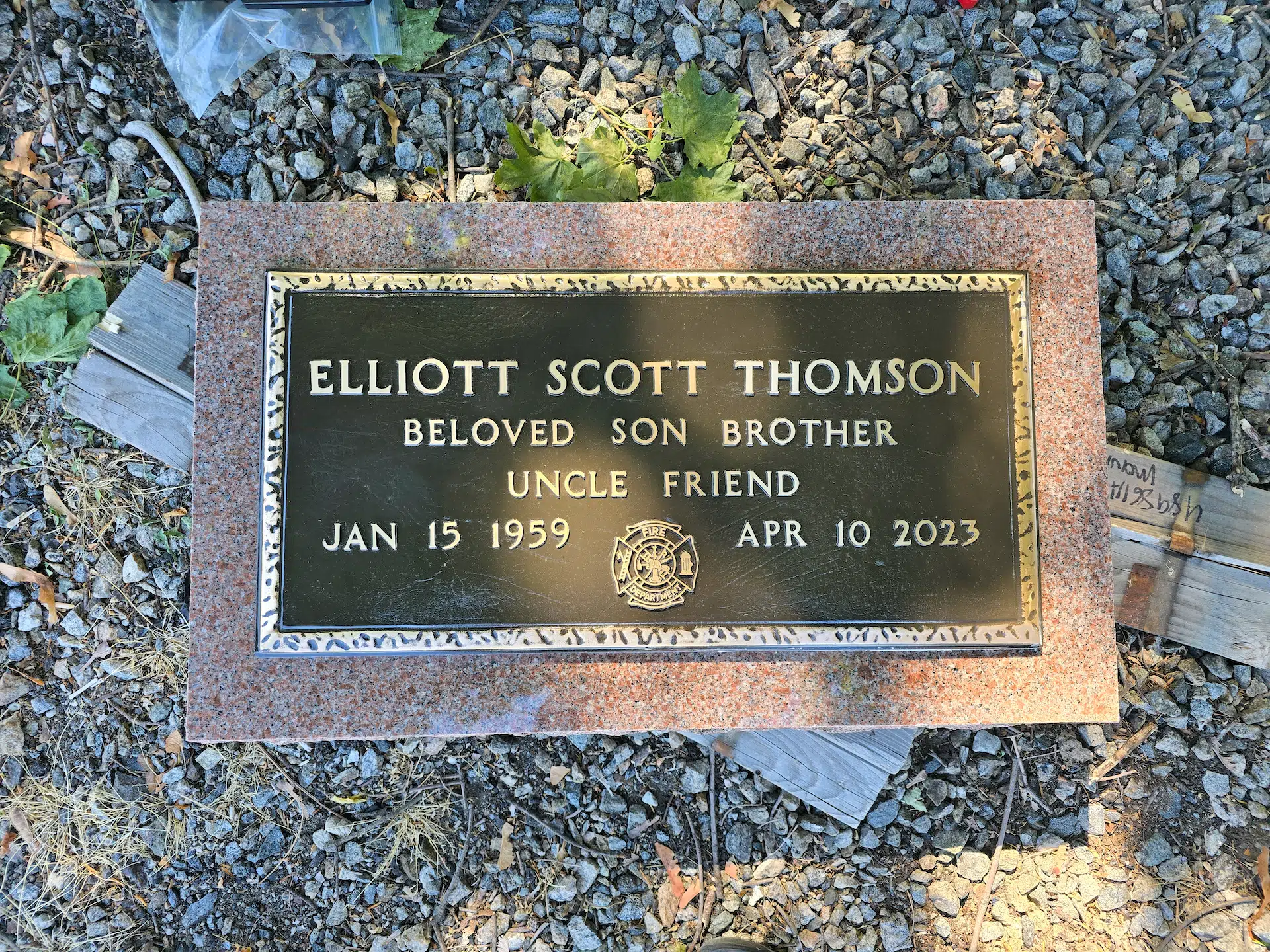 Bronze Grave Plaque hand-carved by Grave Plaque Shop in NJ — image 2