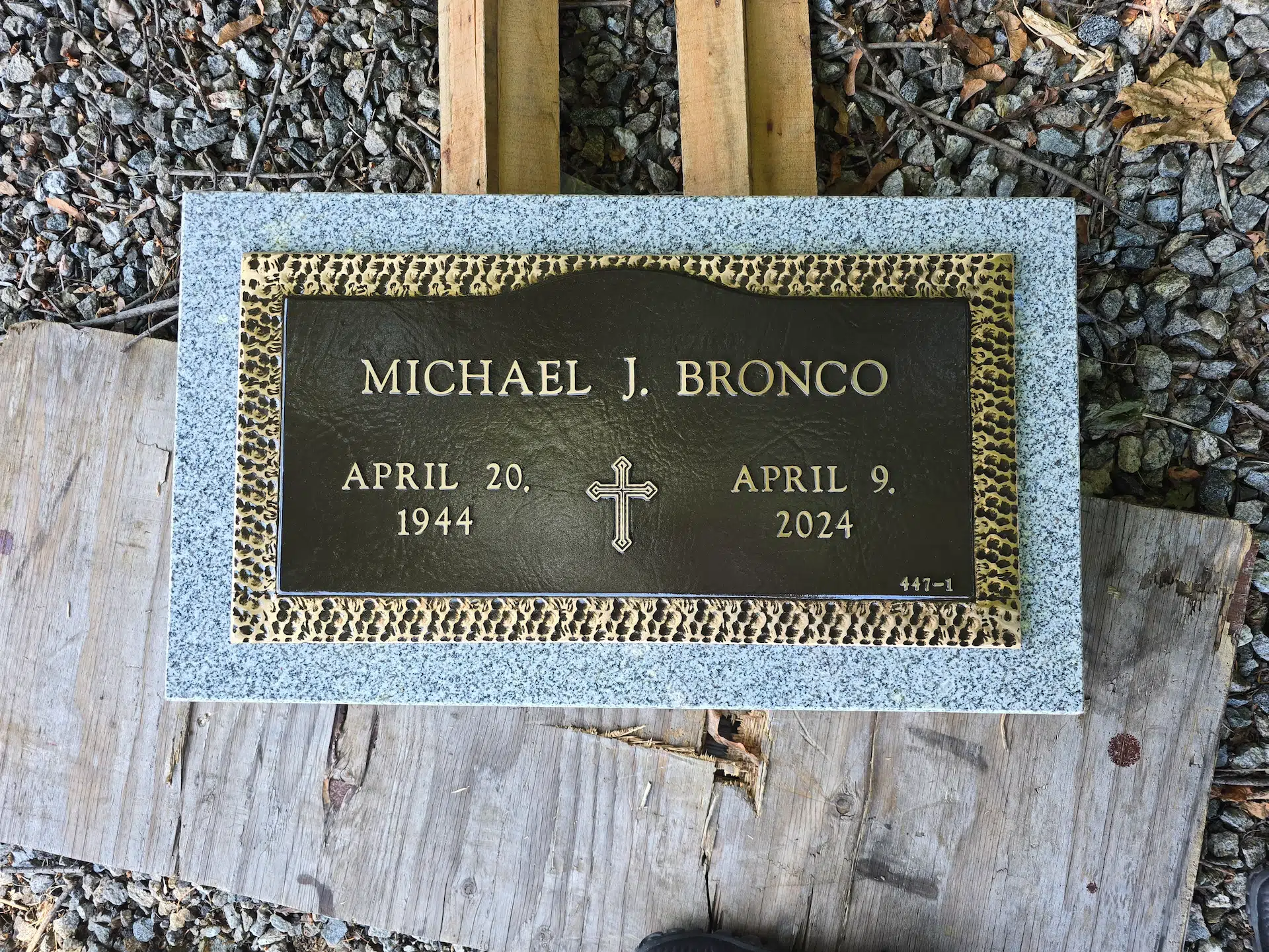Bronze Grave Plaque hand-carved by Grave Plaque Shop in NJ — image 3